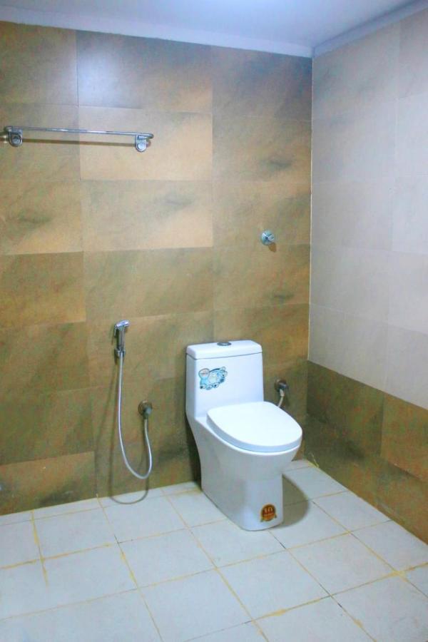 Hotel Sakura Inn Hosūr 外观 照片